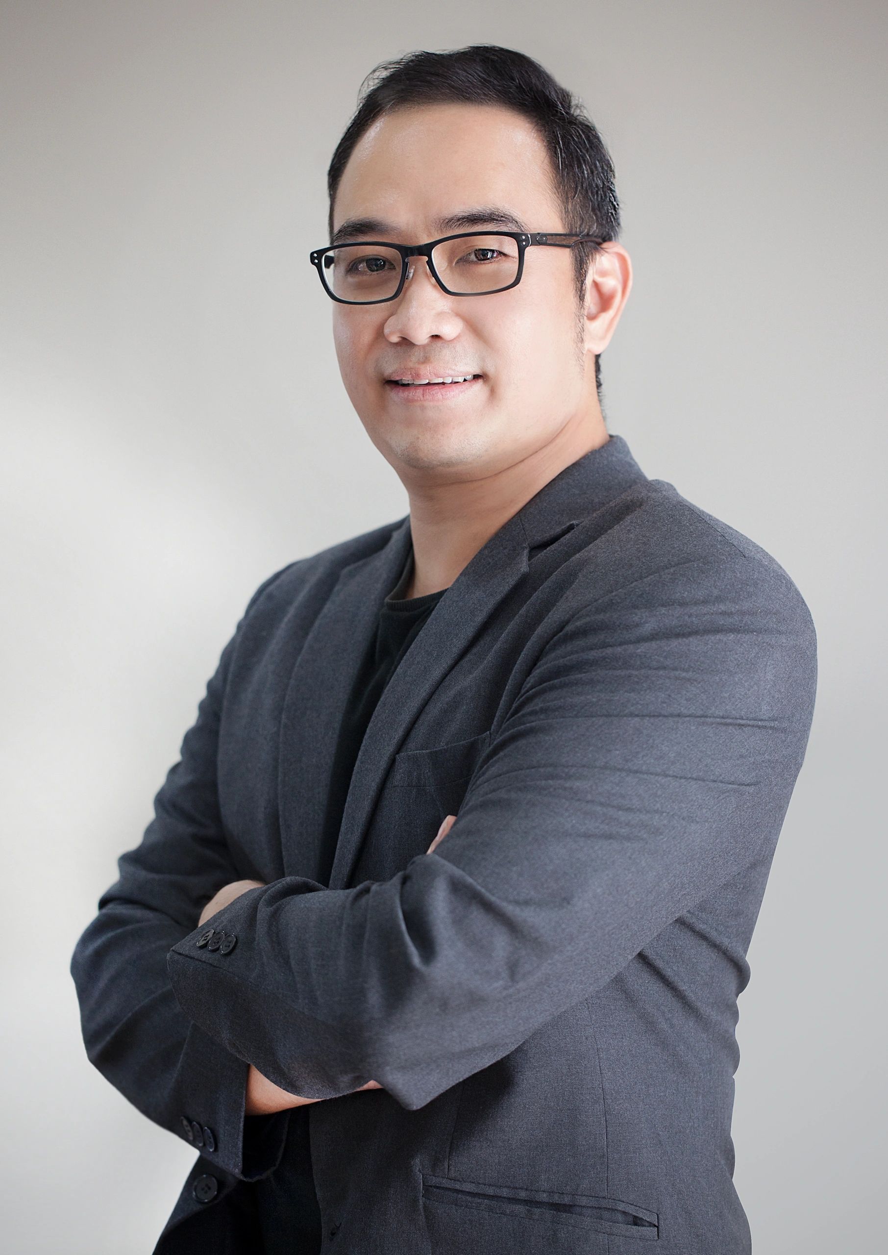 Portrait of Daniel Kareem, Group Chief Executive Officer